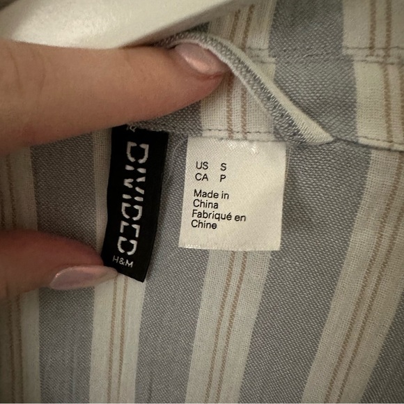 Blue and White Striped Blazer - Picture 3 of 8